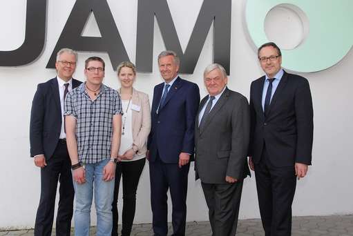 Begrüßung vorm JAM, Michael Korden, Vitus Geschäftsführer, Tobias Bolmer, Mitglied des Werkstattrates der Vitus Werkstätten, Anke Stevens, Vitus Öffentlichkeitsarbeit, Christian Wulff, ehemaliger Bundespräsident, Dr. Gerhard Knoll, Vorstandsvorsitzender Vitus Trägerstiftung, Helmut Knurbein, Bürgermeister Stadt Meppen